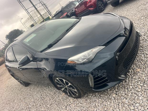 Toyota Corolla XSE (1.8L 4cyl 2A) 2018 Black