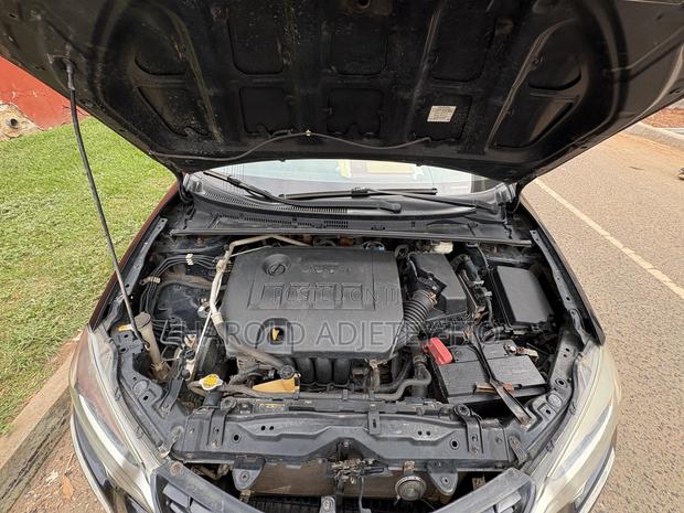 Toyota Corolla S 4dr Sedan (1.8L 4cyl CVT) 2014 Black