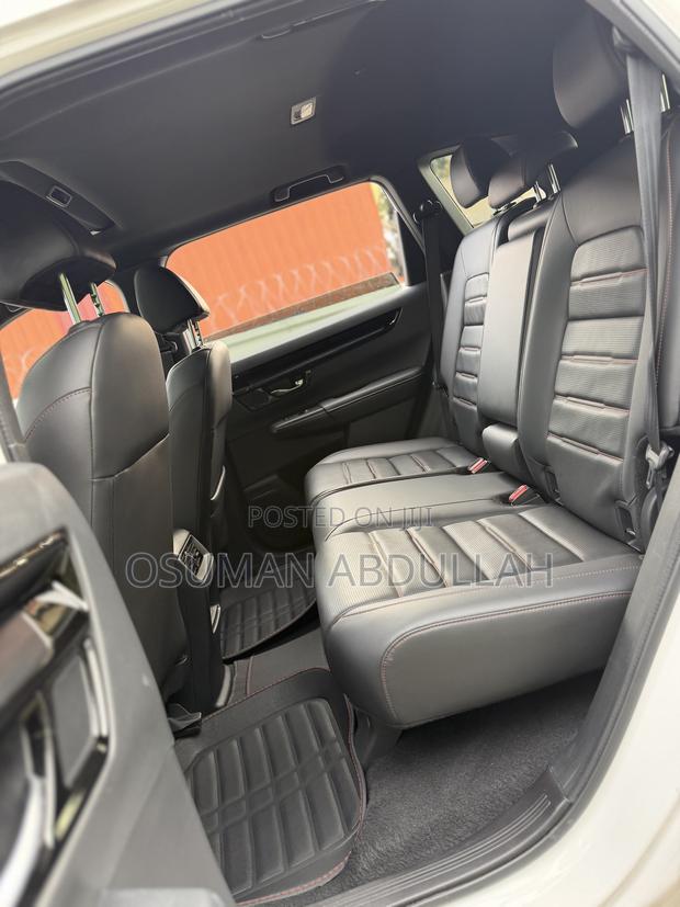 Honda CR-V 2025 White