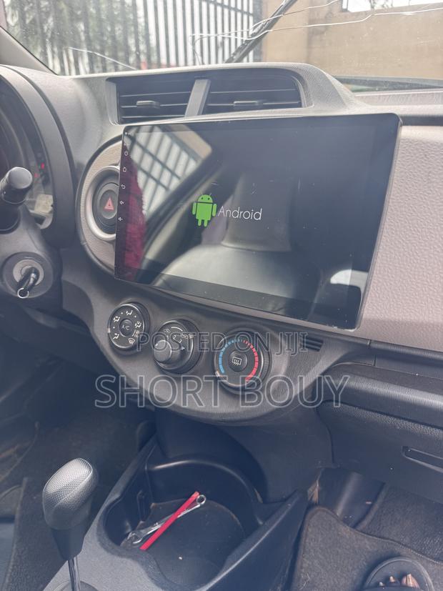 Toyota Vitz 1.5 FWD 3dr 2013 Black