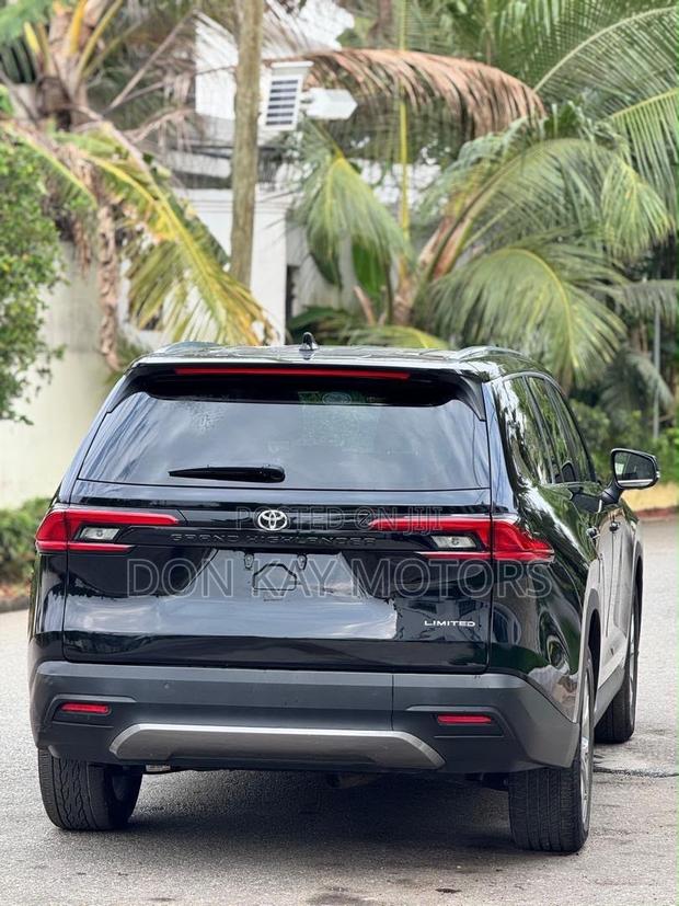 New Toyota Highlander Limited AWD 2024 Black