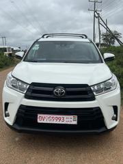 Toyota Highlander SE 4x4 V6 (3.5L 6cyl 8A) 2017 White for sale