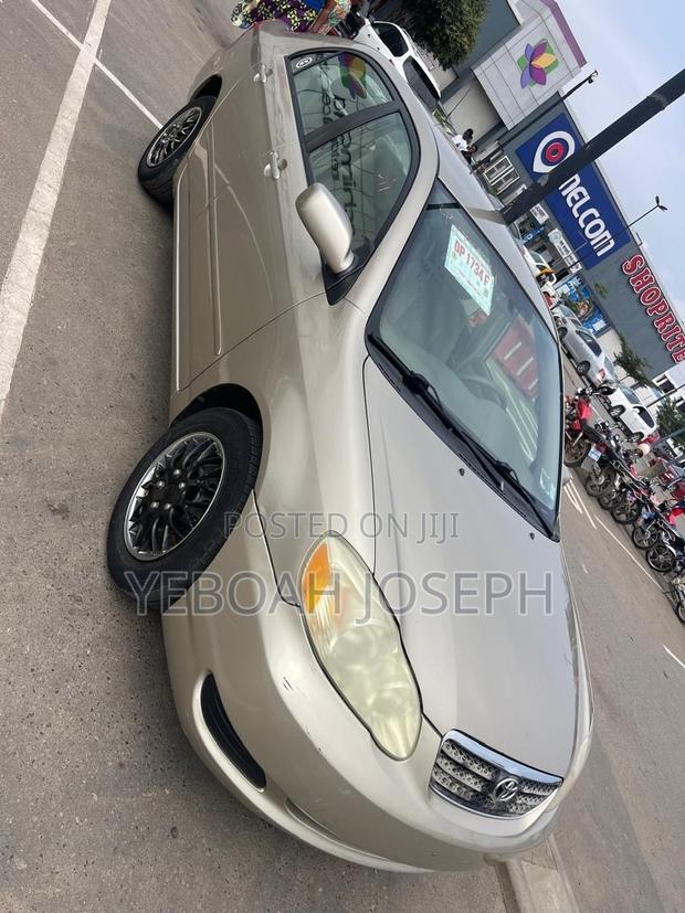 Toyota Corolla LE 2007 Gold