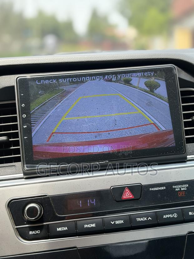 Hyundai Sonata Base Sedan FWD (2.4L 4cyl 6A) 2016 Red