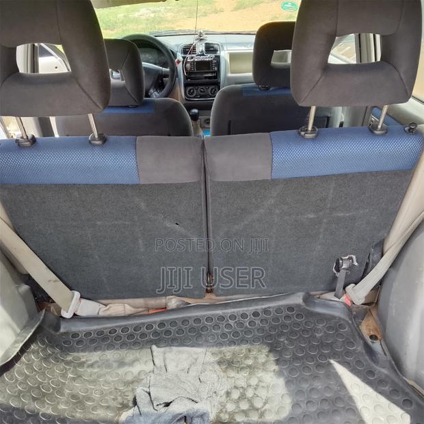 Mazda Demio 2001 Silver