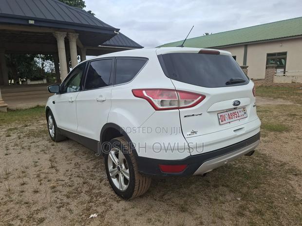 Ford Escape SE 4x4 2016 White