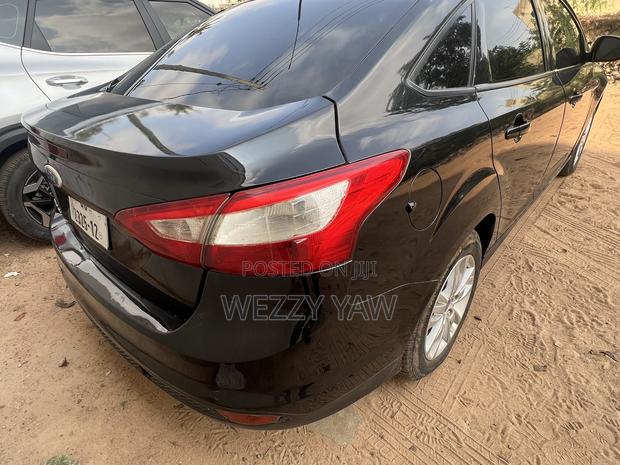 Ford Focus 2012 Black