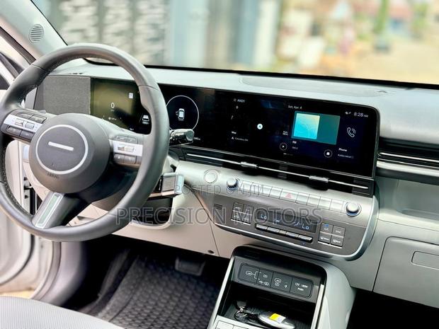 Hyundai Kona SEL 2024 White
