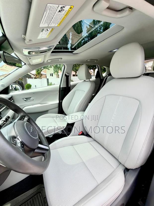 Hyundai Kona SEL 2024 White
