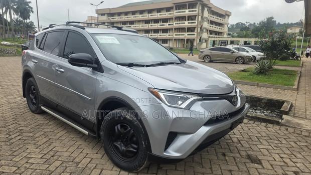 Toyota RAV4 2017 Silver