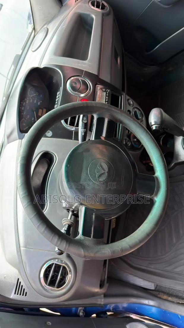 Hyundai Mistra 2013 Blue