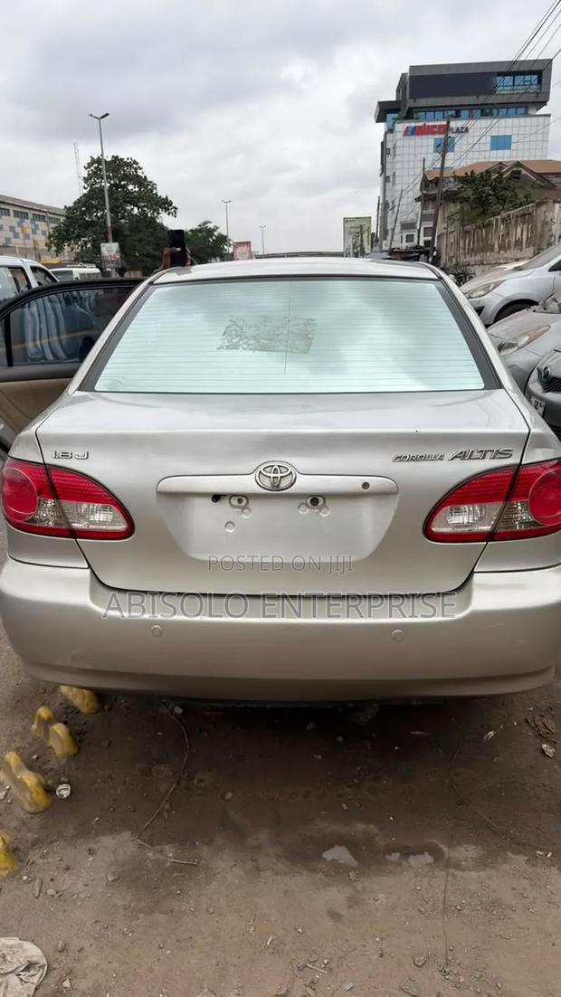 Toyota Auris 2007 Silver