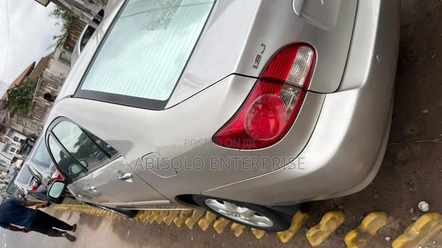 Toyota Auris 2007 Silver