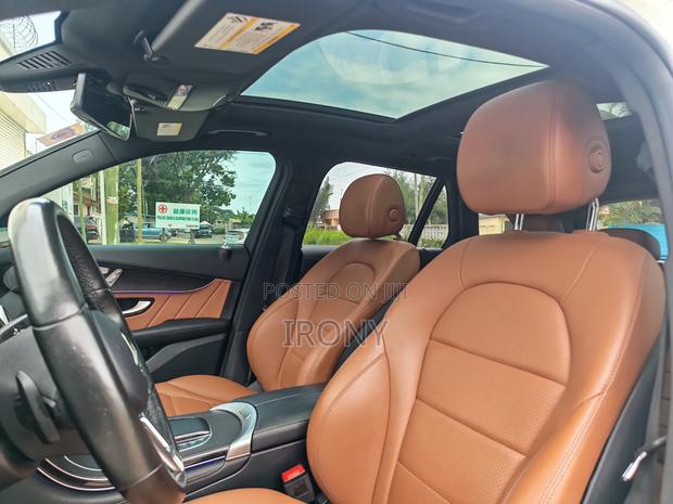 Mercedes-Benz GLC-Class 2021 White