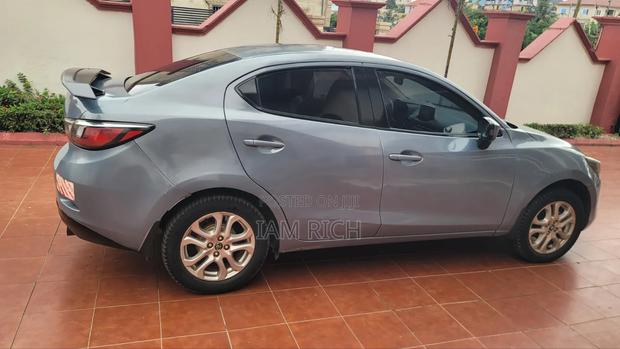 Toyota Yaris iA 1.5 FWD 2017 Blue