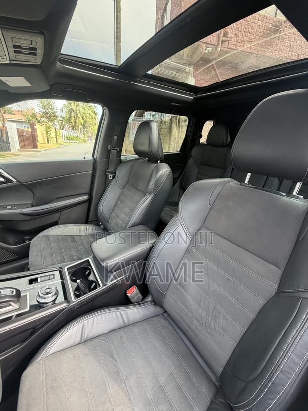 Mitsubishi Outlander SE Launch Edition 2022 Gray