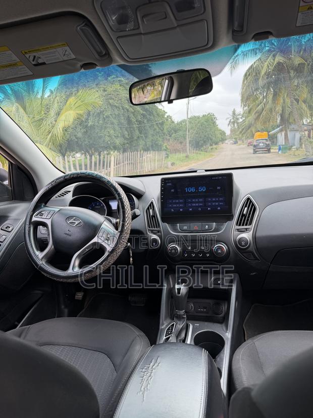 Hyundai Tucson Limited AWD 2014 Silver