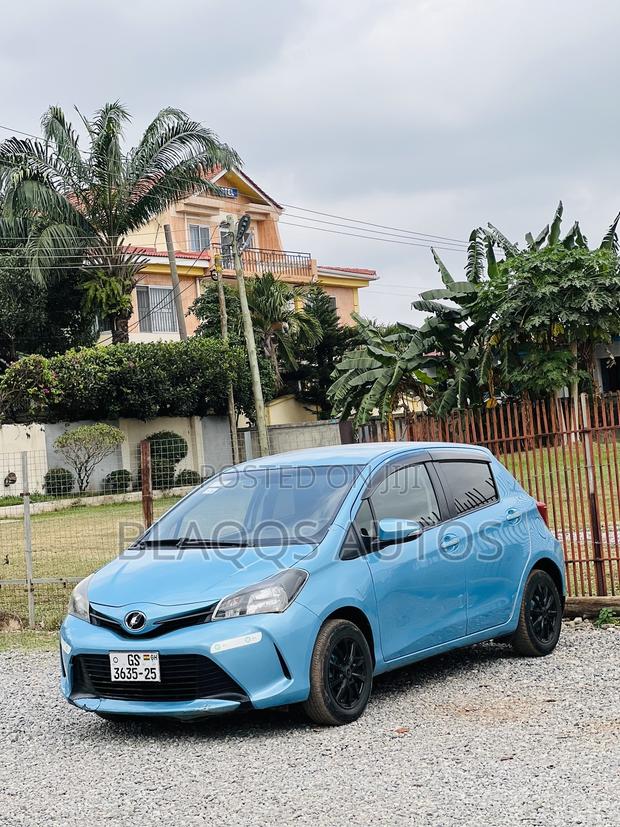 Toyota Vitz 2013 Blue