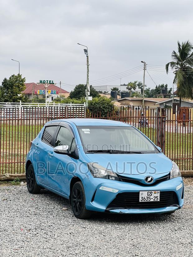 Toyota Vitz 2013 Blue
