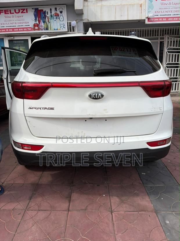 Kia Sportage LX AWD 2019 White