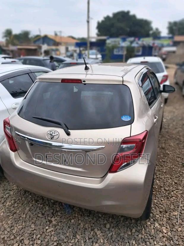 Toyota Vitz 1.3 AWD 3dr 2015