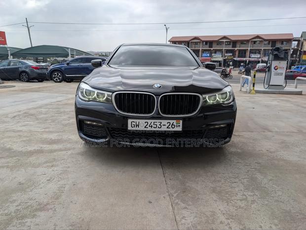BMW 740 2018 Black