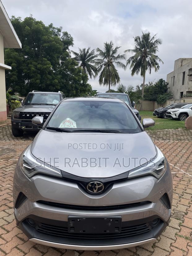 Toyota C-HR 2020 Gray