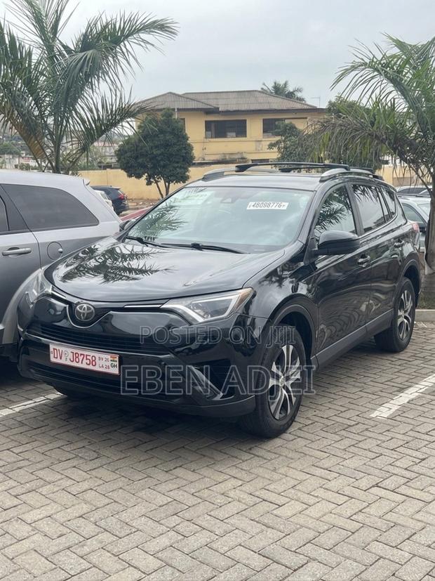 Toyota RAV4 LE AWD (2.5L 4cyl 6A) 2017 Black