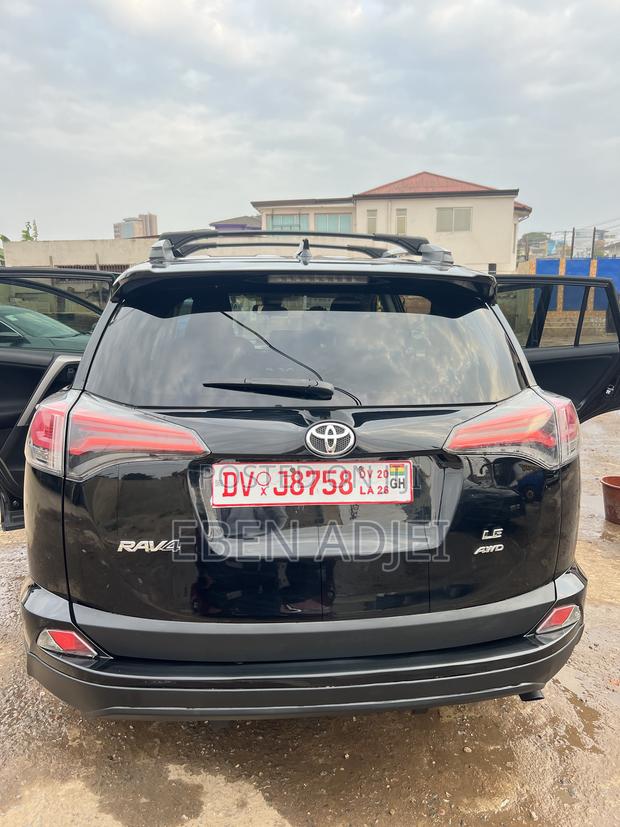 Toyota RAV4 LE AWD (2.5L 4cyl 6A) 2017 Black