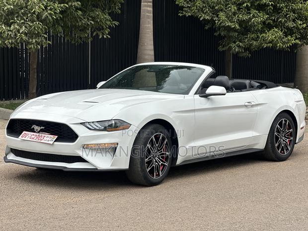 Ford Mustang EcoBoost Premium 2021 White