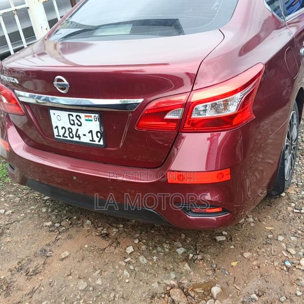 Nissan Sentra 2017 Red