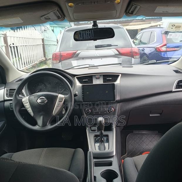 Nissan Sentra 2017 Red