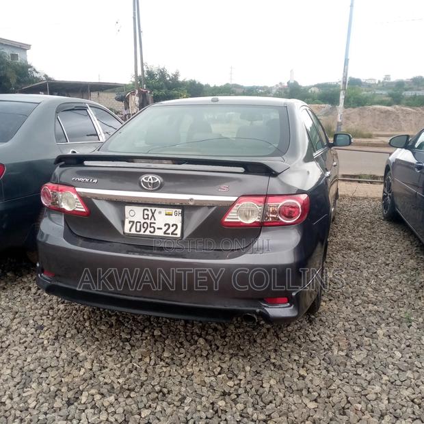 Toyota Corolla 2013 Gray