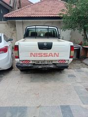 Nissan Hardbody 2017 White for sale