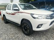 Toyota Hilux 2022 White for sale