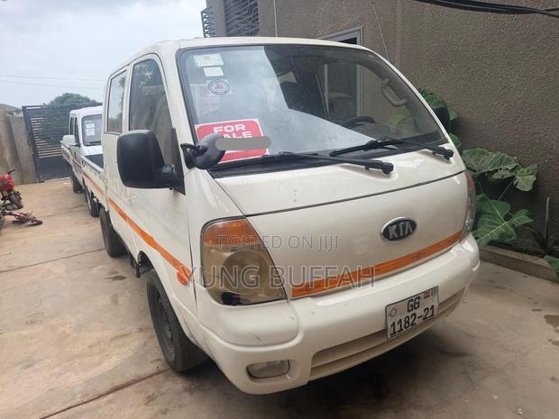Kia Bongo 2013 White