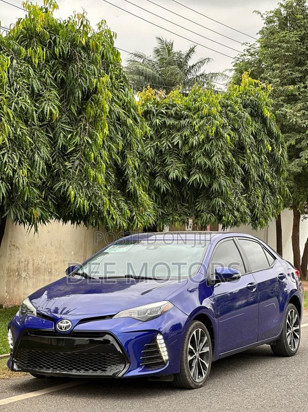 Toyota Corolla SE Special Edition 4dr Sedan (1.8L 4cyl CVT) 2017 Blue