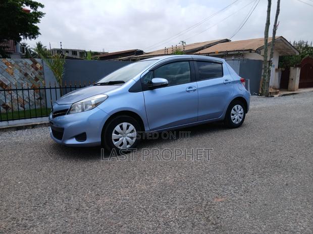 Toyota Vitz 2012 Blue