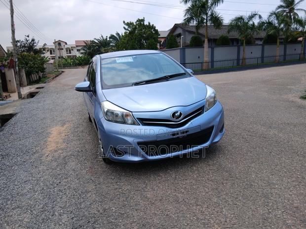 Toyota Vitz 2012 Blue