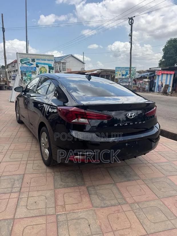 Hyundai Elantra 2020 Black