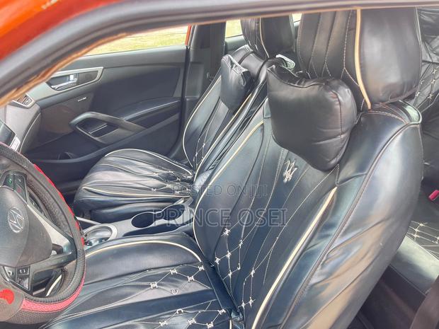 Hyundai Veloster 2015 Orange