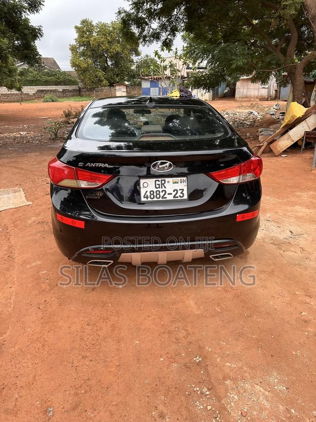 Hyundai Elantra 2013 Black