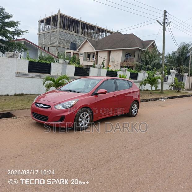 Hyundai Accent 2013 Red