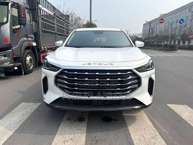 Jetour X70 Plus 1.6 5-Seater FWD 2022 White