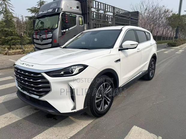 Jetour X70 Plus 1.6 5-Seater FWD 2022 White