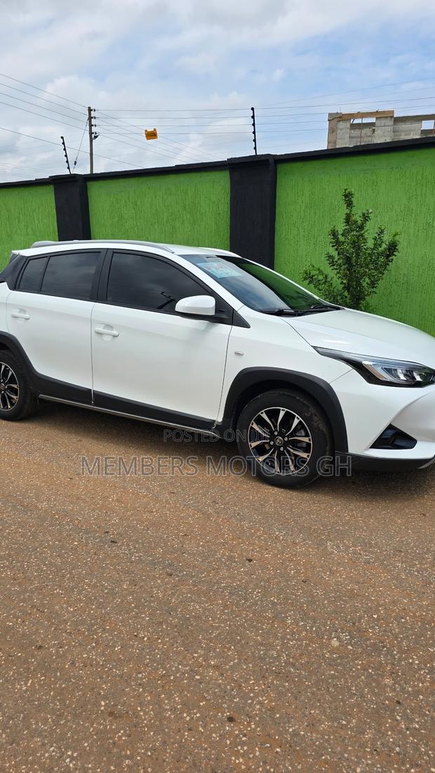 Toyota Yaris 2020 White