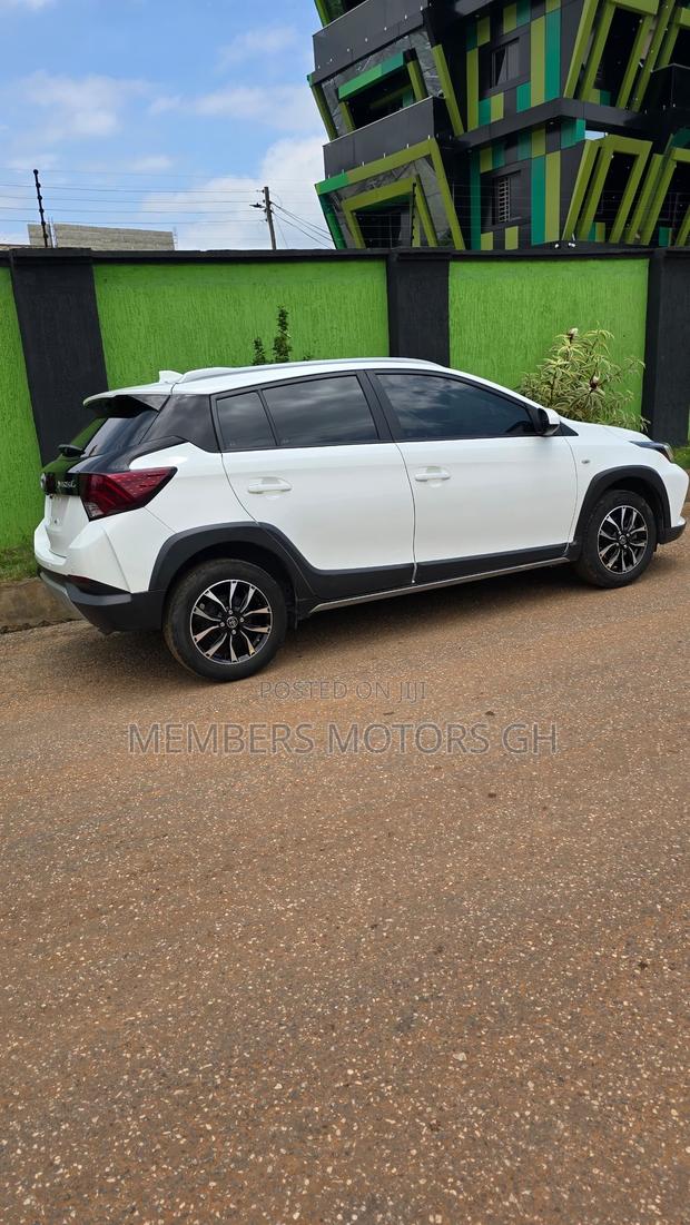 Toyota Yaris 2020 White