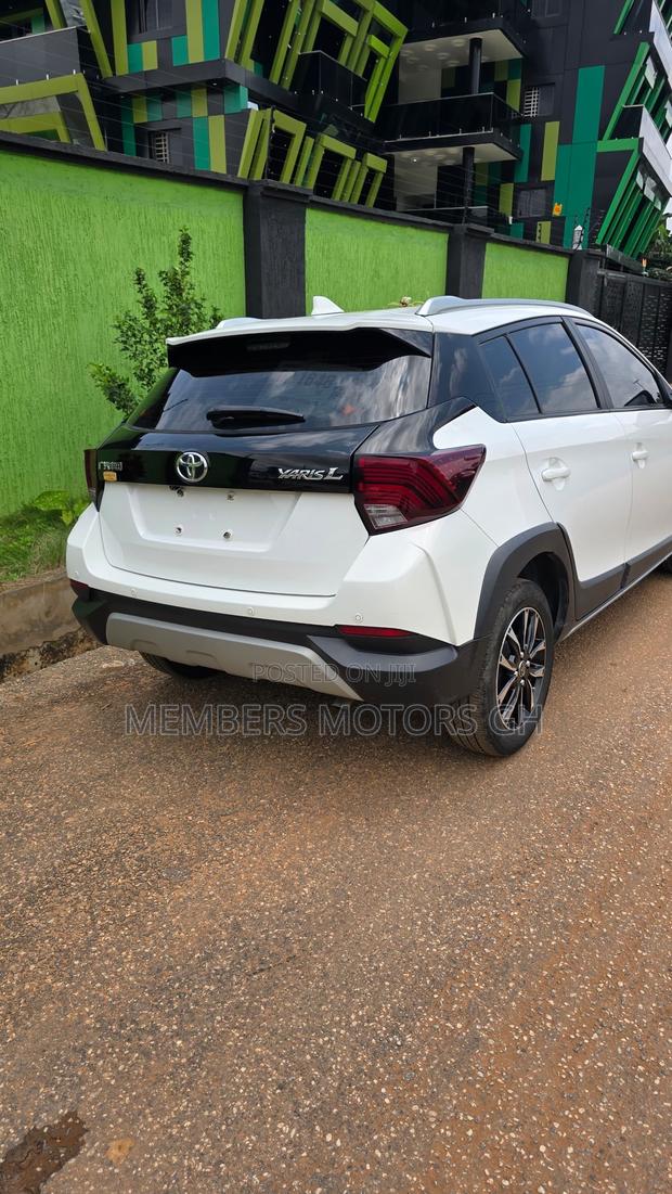 Toyota Yaris 2020 White
