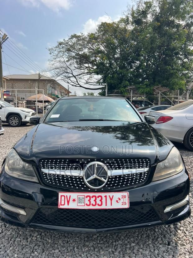 Mercedes-Benz C250 2014 Black
