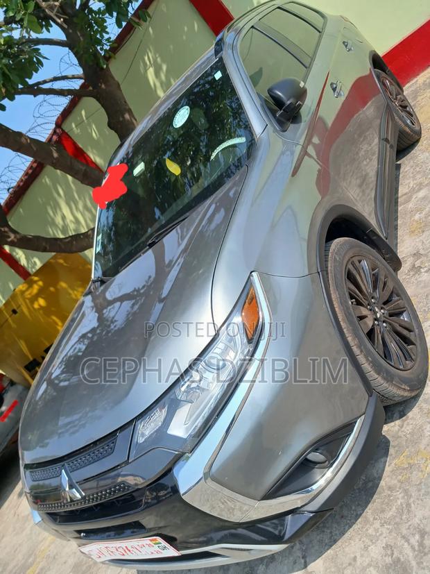 Mitsubishi Outlander Sport 2020 Gray